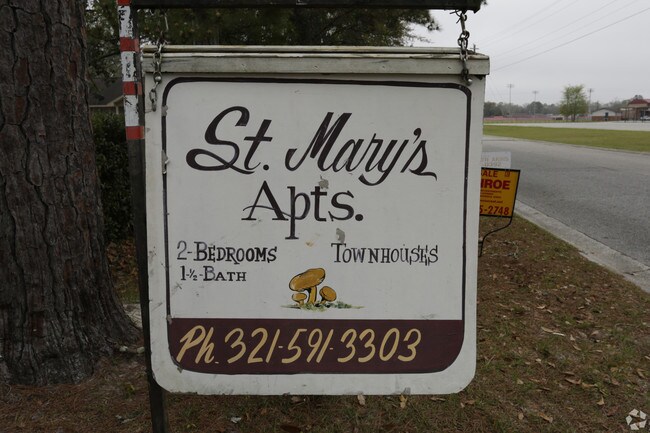 706 St Marys Dr in Waycross, GA - Foto de edificio - Building Photo