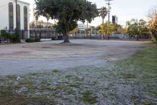 Tessera in Los Angeles, CA - Foto de edificio - Building Photo