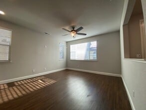 10841 Portico Cir in Rancho Cordova, CA - Building Photo - Building Photo