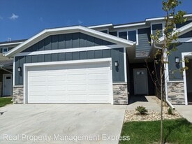 4600 E Whisper Ridge Pl