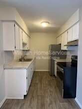 219 Charleston Blvd in Macomb, IL - Building Photo - Building Photo