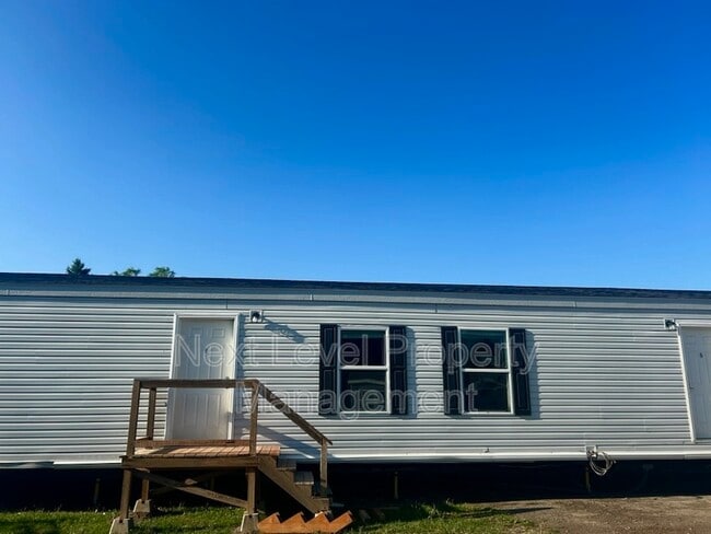 property at 2115 U.S. Hwy 2 E