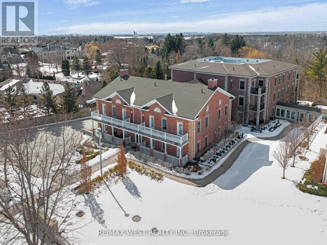 10360-10360 Islington Ave in Vaughan, ON - Building Photo - Building Photo