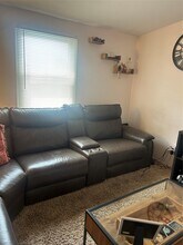 32 Halycon Rd in Lindenhurst, NY - Building Photo - Building Photo