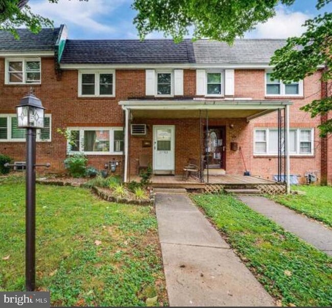property at 321 Linden Ln