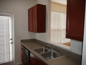 2446 Hartfield Cir in Winston-Salem, NC - Building Photo - Building Photo