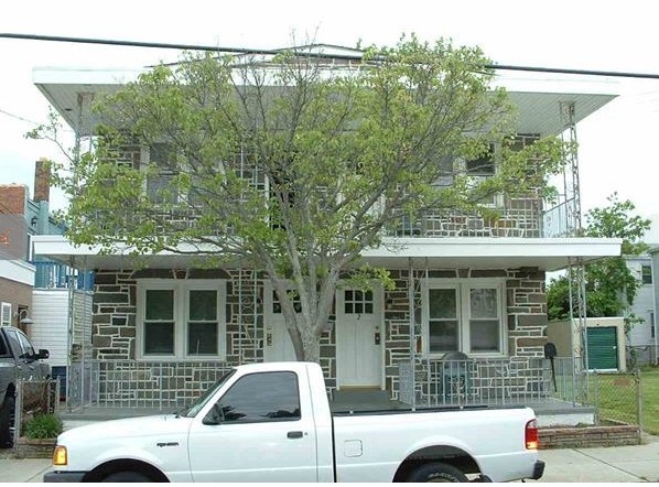 152 E Davis Ave in Wildwood, NJ - Foto de edificio