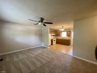 735 N Main St photo'