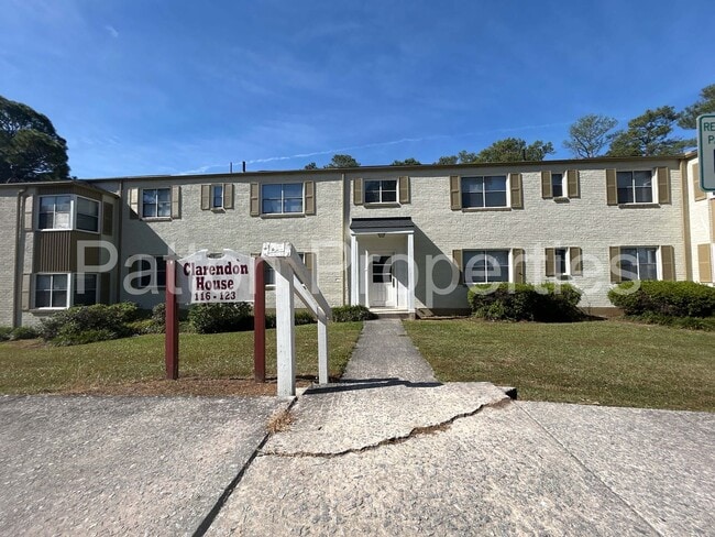 property at 4600 Fort Jackson Blvd