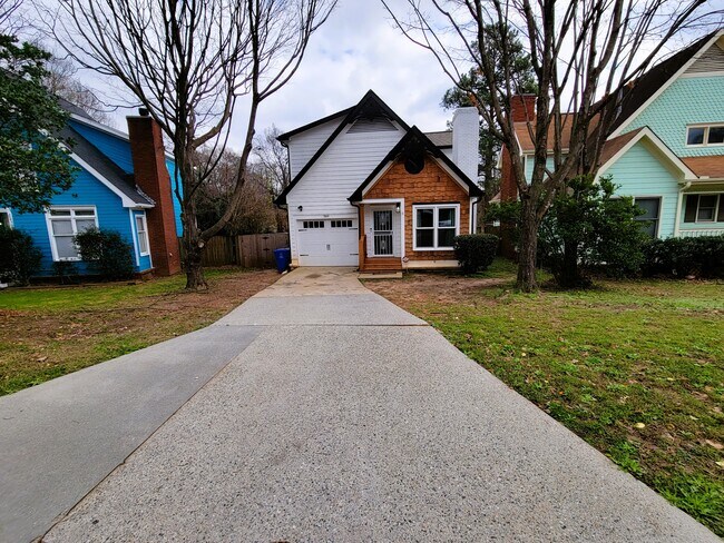 969 Oak St SW in Atlanta, GA - Building Photo - Building Photo