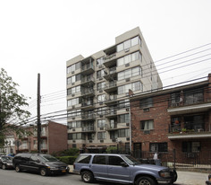 Tower Eighty-eight in Flushing, NY - Building Photo