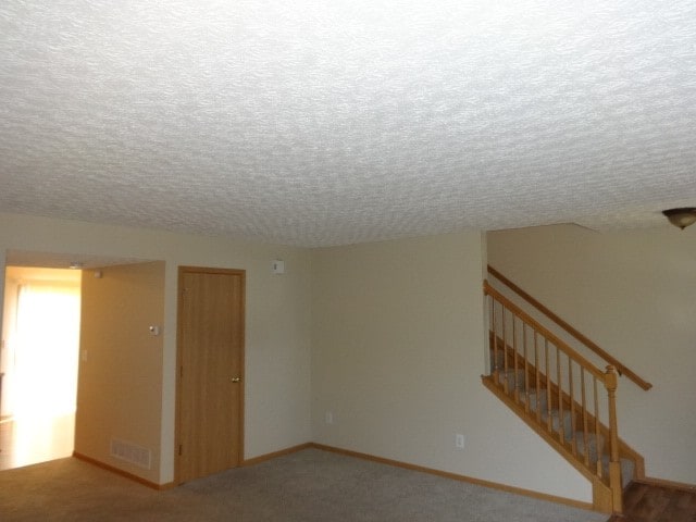 256 Westedge Ct in Galloway, OH - Foto de edificio - Building Photo