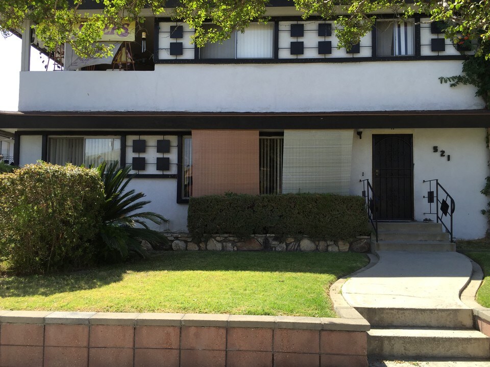 521 N 21st St in Montebello, CA - Building Photo