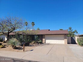 4428 E Joan De Arc Ave in Phoenix, AZ - Building Photo