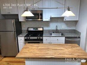 4708 3rd Pl NW in Washington, DC - Building Photo - Building Photo