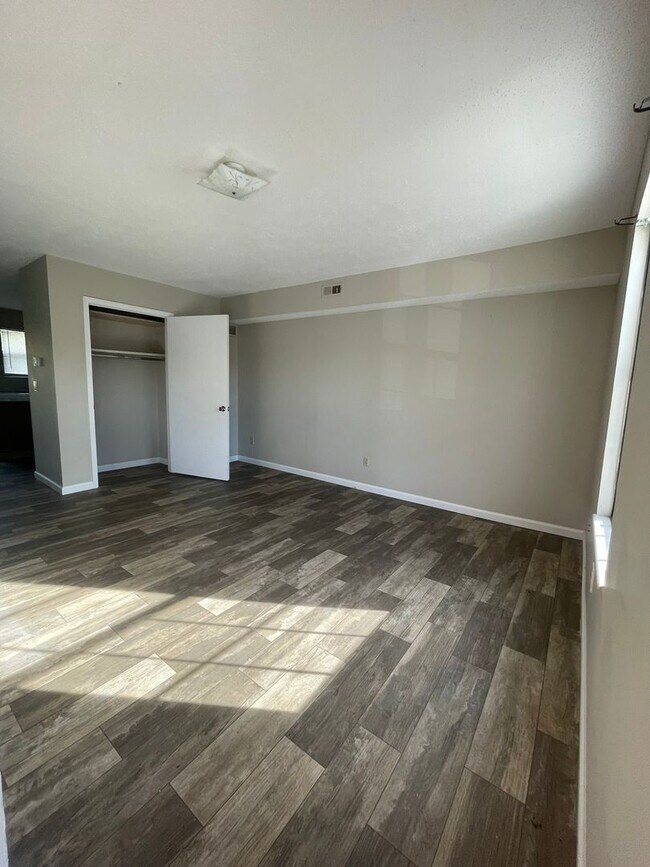 602 Trojan Dr in Troy, MO - Foto de edificio - Building Photo