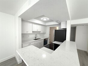 776 116th Ave N in St. Petersburg, FL - Building Photo - Building Photo