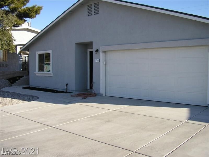 4793 E Harmon Ave in Las Vegas, NV - Building Photo