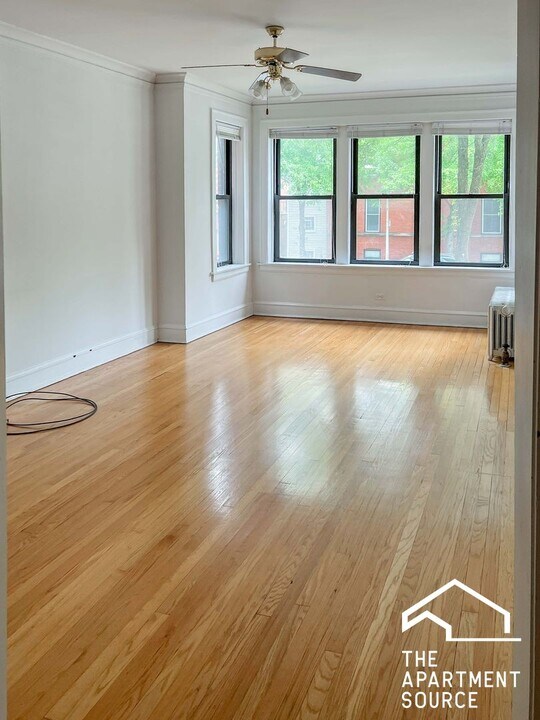 1478 W Byron St in Chicago, IL - Building Photo