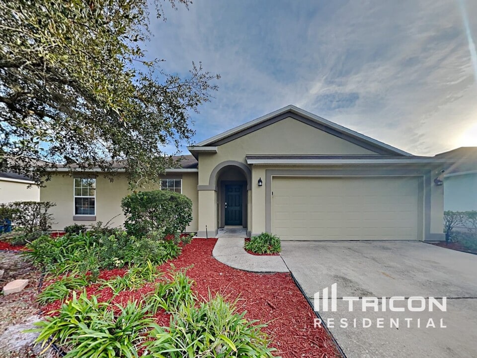 892 Bonaparte Landing Ct in Jacksonville, FL - Building Photo
