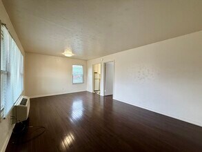 1151 Belford Ave, Unit 1 in Grand Junction, CO - Foto de edificio - Building Photo