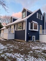 245 Granite St in Rockport, MA - Building Photo