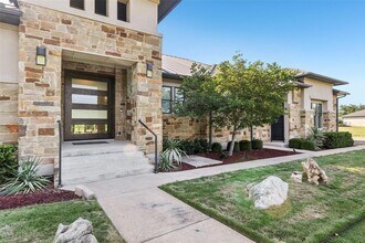 2404 Sailboat Pass in Spicewood, TX - Building Photo - Building Photo