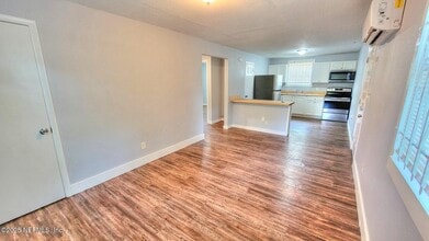 3018 Pearce St in Jacksonville, FL - Building Photo - Building Photo