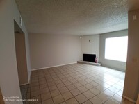 2197 Exeter Dr, Unit 1 in Las Vegas, NV - Building Photo - Building Photo