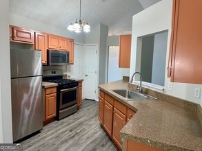 99 Creek Cir in Stockbridge, GA - Building Photo - Building Photo