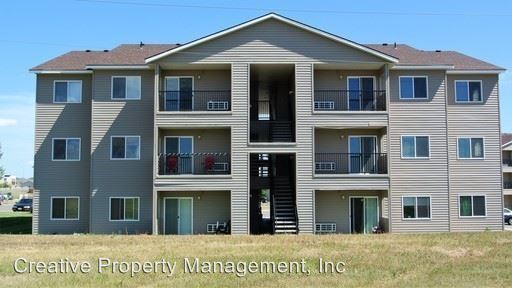 1616 20th Ave NW-Unit -#301 in Minot, ND - Building Photo