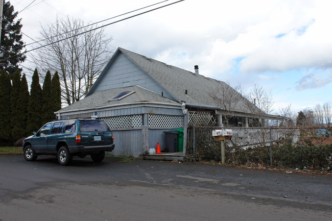 4726 NE 111th Ave in Portland, OR - Building Photo - Building Photo