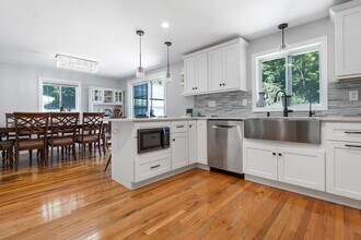 440 S Main St in Andover, MA - Building Photo - Building Photo