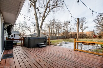 123 Haines Ave in New Lenox, IL - Foto de edificio - Building Photo