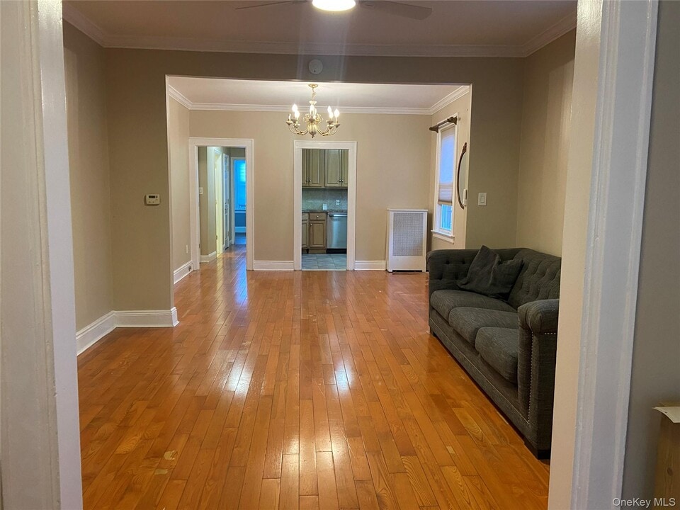 90-29 139th St in Queens, NY - Building Photo