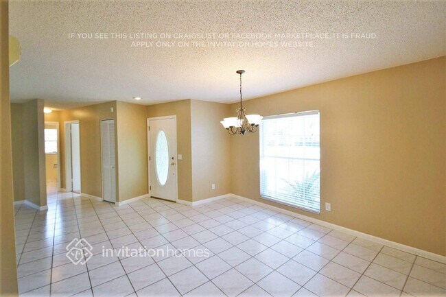 1624 Carter Oaks Dr in Valrico, FL - Building Photo - Building Photo