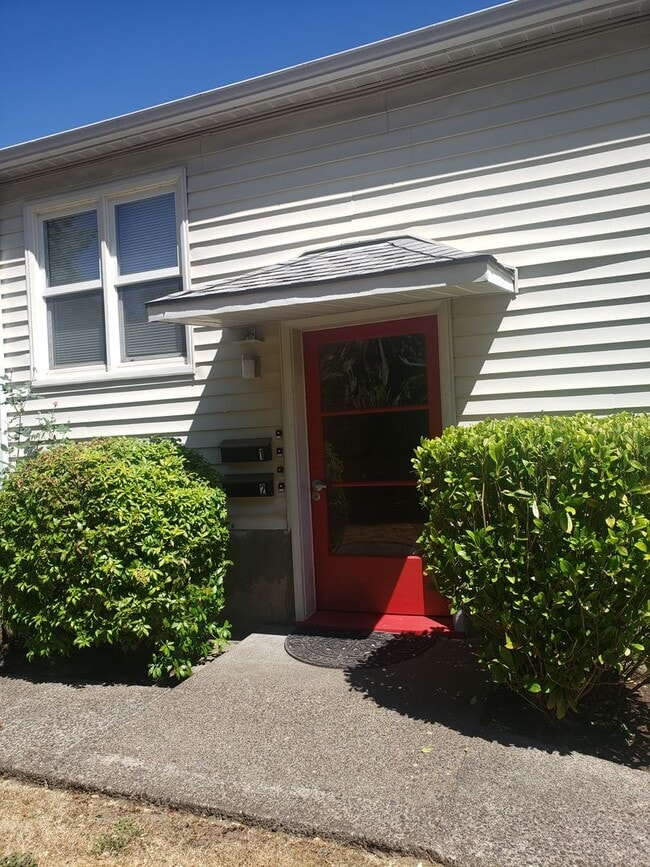 property at 1416 SE Duke St