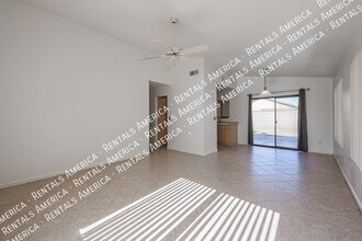 3134 W Foothill Dr in Phoenix, AZ - Building Photo - Building Photo
