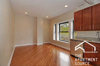 1802 N Sheffield Ave, Unit 2F in Chicago, IL - Building Photo - Building Photo