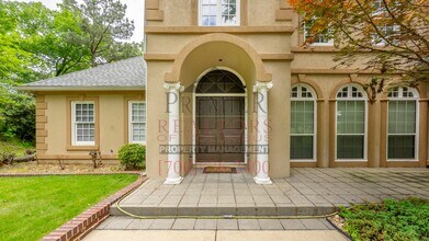 7351 Winding Ridge Rd in Columbus, GA - Building Photo - Building Photo