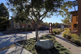 Solera in Poway, CA - Foto de edificio - Building Photo