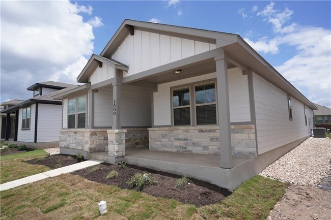 2600 Pecan Island Dr in Leander, TX - Foto de edificio - Building Photo