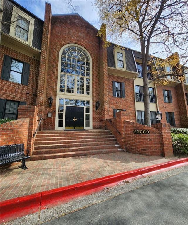 property at 23311 Plantation Dr NE