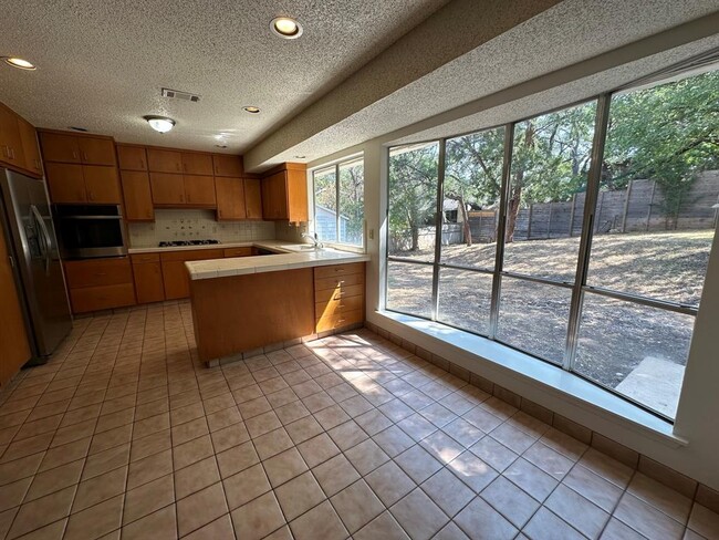 2314 Farnswood Cir in Austin, TX - Building Photo - Building Photo