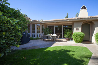 78840 Vía Ventana in La Quinta, CA - Foto de edificio - Building Photo