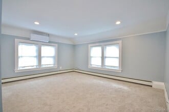 204 Myrtle Ave in Mahopac, NY - Building Photo - Building Photo