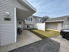 2481 Woodcock Ln in Traverse City, MI - Building Photo - Building Photo