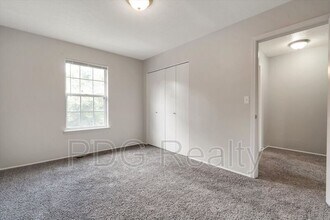12034 Morningside Dr in Shepherdsville, KY - Building Photo - Building Photo