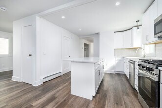 35 Randall Ave in Stamford, CT - Building Photo - Building Photo