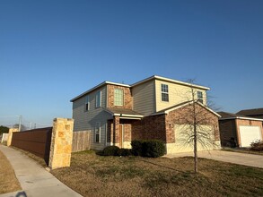 147 Rock Nettle in New Braunfels, TX - Building Photo - Building Photo